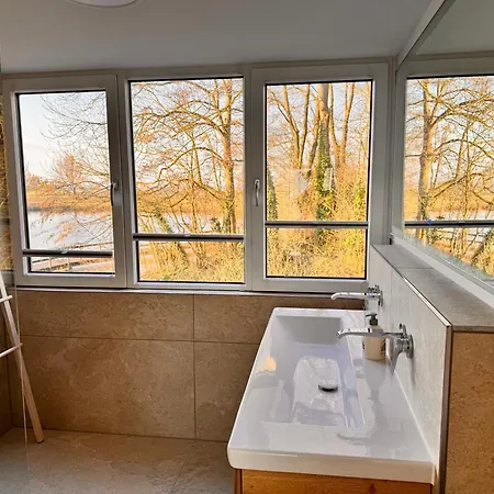 Aan Meertje Op Recreatiepark De Wielen - 85 * Sint Maarten