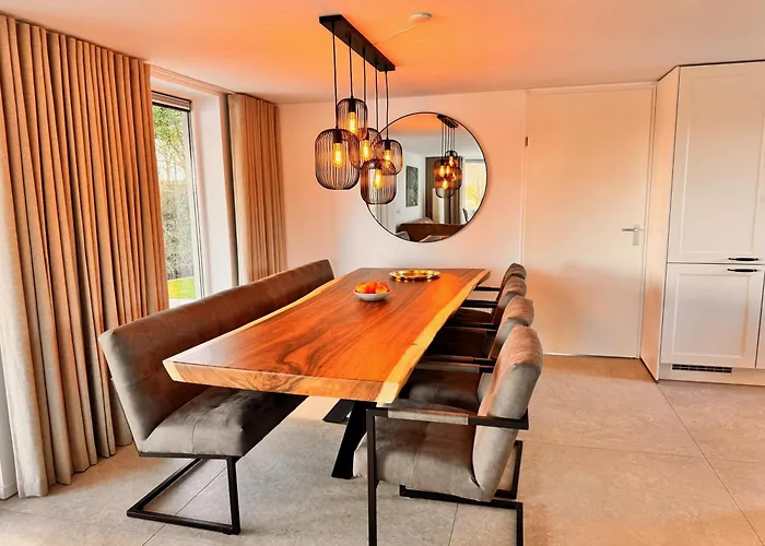 Aan Meertje Op Recreatiepark De Wielen - 85 بيت للعطل