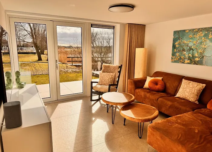 Aan Meertje Op Recreatiepark De Wielen - 85 بيت للعطل