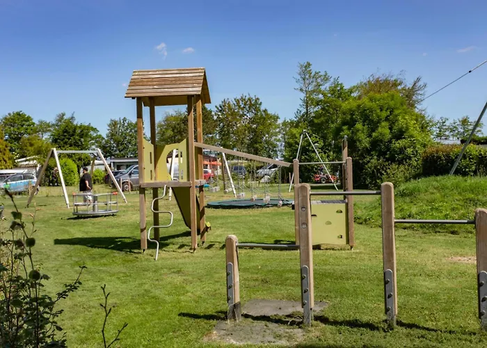 Aan Meertje Op Recreatiepark De Wielen - 85