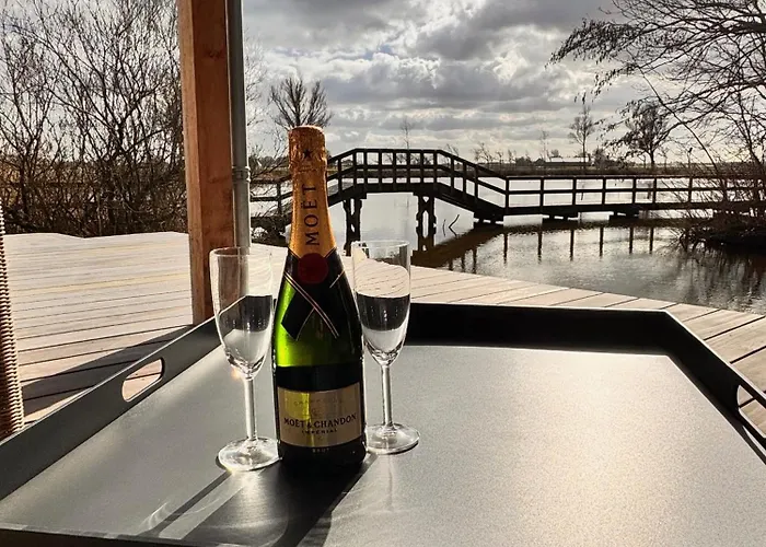 Aan Meertje Op Recreatiepark De Wielen - 85 بيت للعطل سينت مارتن